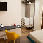 Handmade Rest 3*