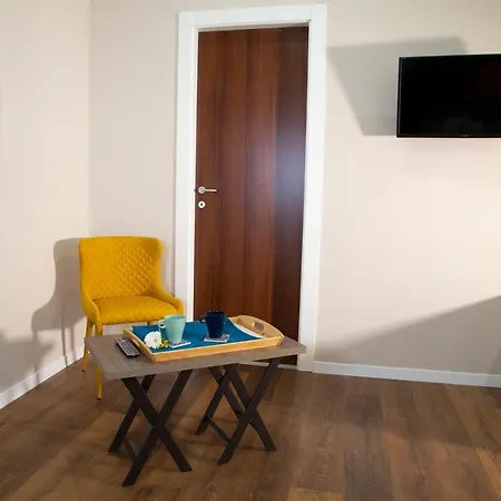 Handmade Rest فندق مبيت وإفطار نابولي