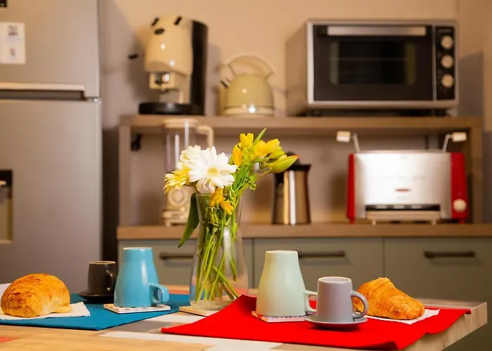 Handmade Rest לינה וארוחת בוקר נאפולי