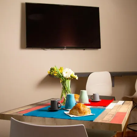 Handmade Rest 3* Neapel