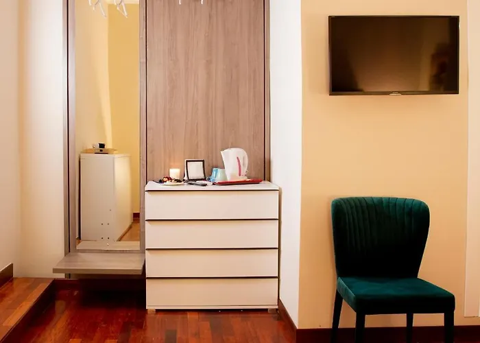 Handmade Rest 3* Neapel