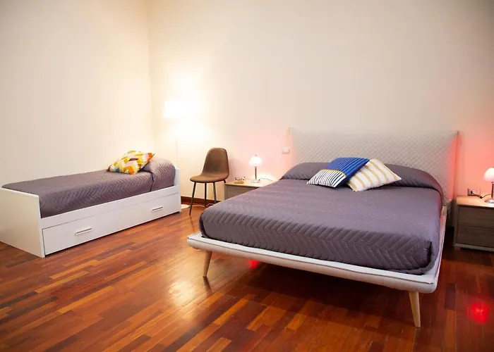 Handmade Rest 3* Neapel